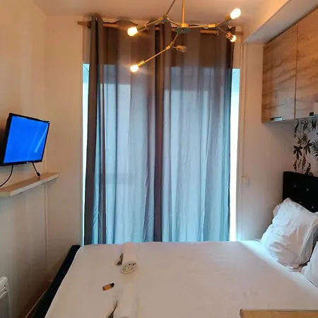 Appartement Quaint Studio Retreat For Two *